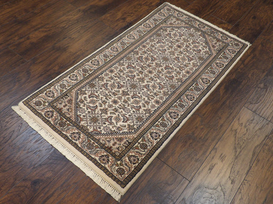Fine Persian Mir Herati Hand knotted Wool Rug 2'5" x 4'6" - W11358