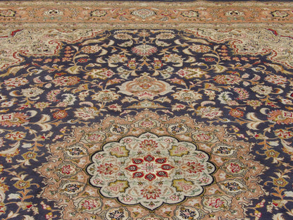 Fine Persian Qum 7'0"x10'0" Hand-knotted Rug -w1043
