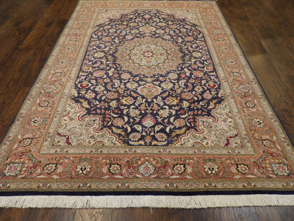 Fine Persian Qum 7'0"x10'0" Hand-knotted Rug -w1043