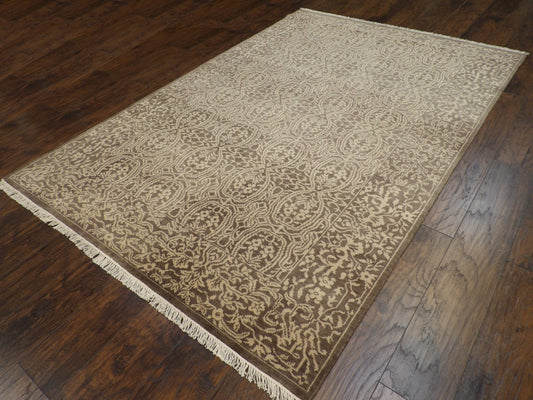 Damask Design Hand-knotted Rug 5'11' x 9'0" - W11171