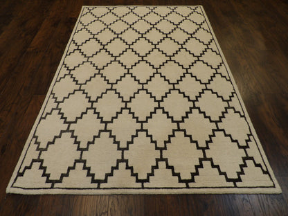 Transitional Moroccan Diamond Design 5'0"x8'0" Hand-knotted Rug -W851