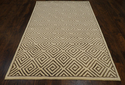 Transitional Moroccan Diamond Design 5'0"x8'0" Hand-knotted Rug -W855