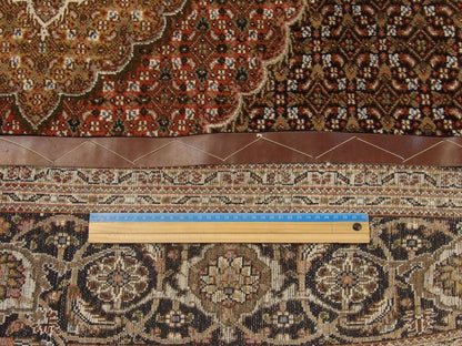 Fine Persian Fish Mahi Tabriz 7'0"x10'0" Hand-knotted Rug -W909